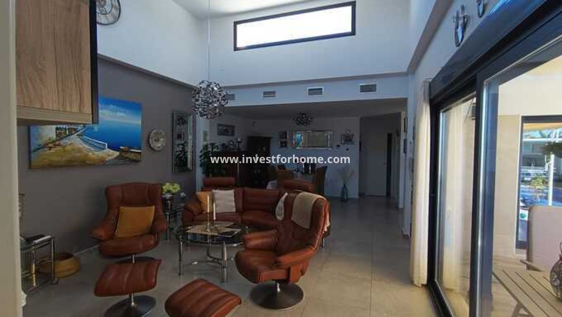 Vente - Villa - Daya Nueva - Costa Blanca