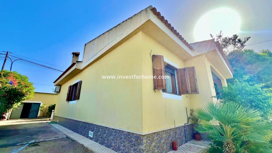 Vente - Villa - Daya vieja - Costa Blanca Sur