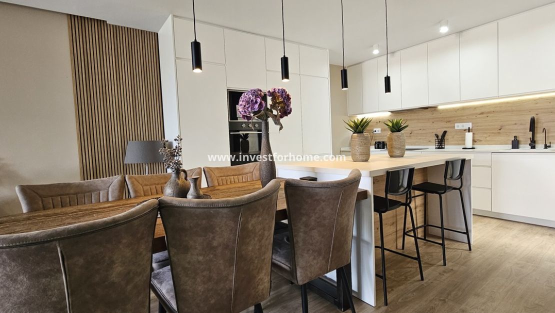 Vente - Villa - Dolores - Sector 4