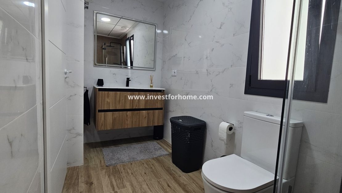 Vente - Villa - Dolores - Sector 4