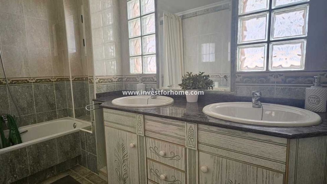 Vente - Villa - Guardamar del Segura - Campomar