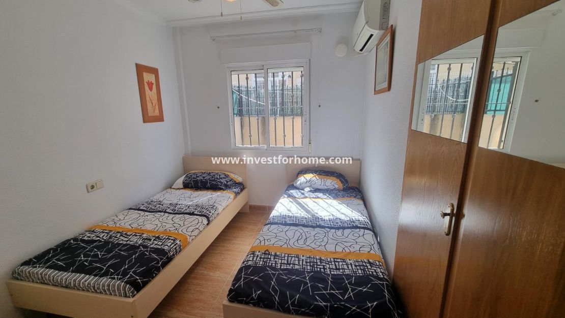 Vente - Villa - Guardamar del Segura - Urbanizaciones