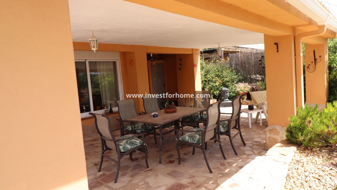 Vente - Villa - Hondón de las Nieves - Inland