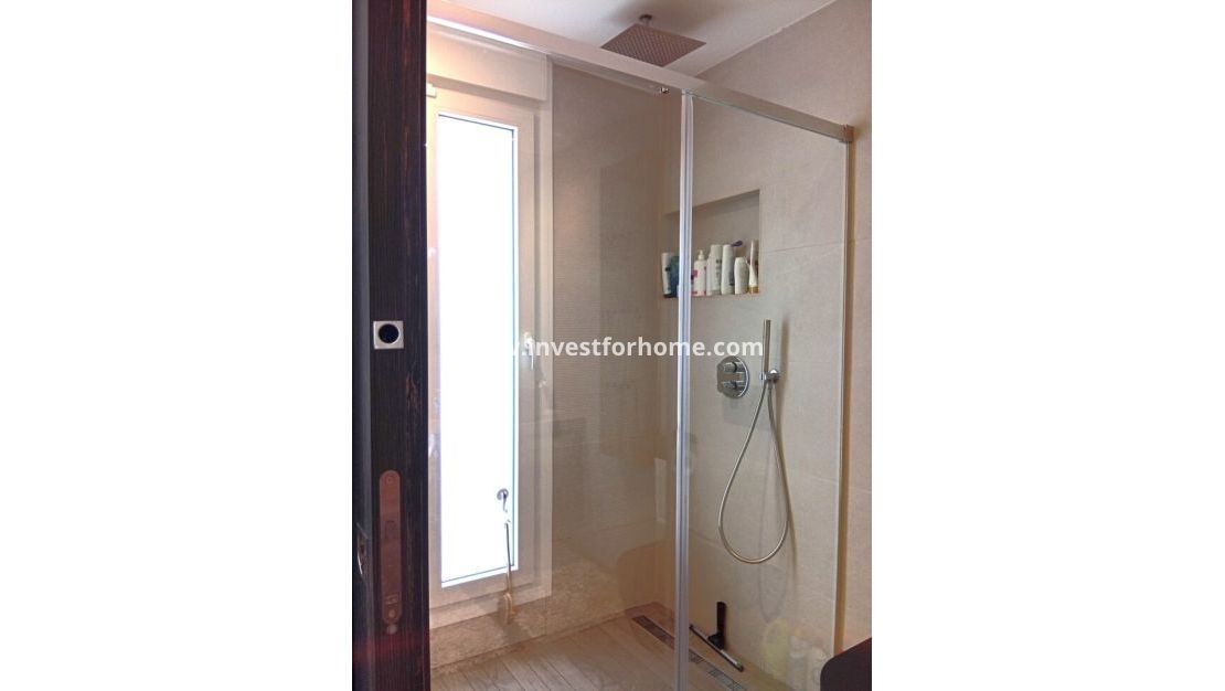 Vente - Villa - La Finca Golf Resort - Inland