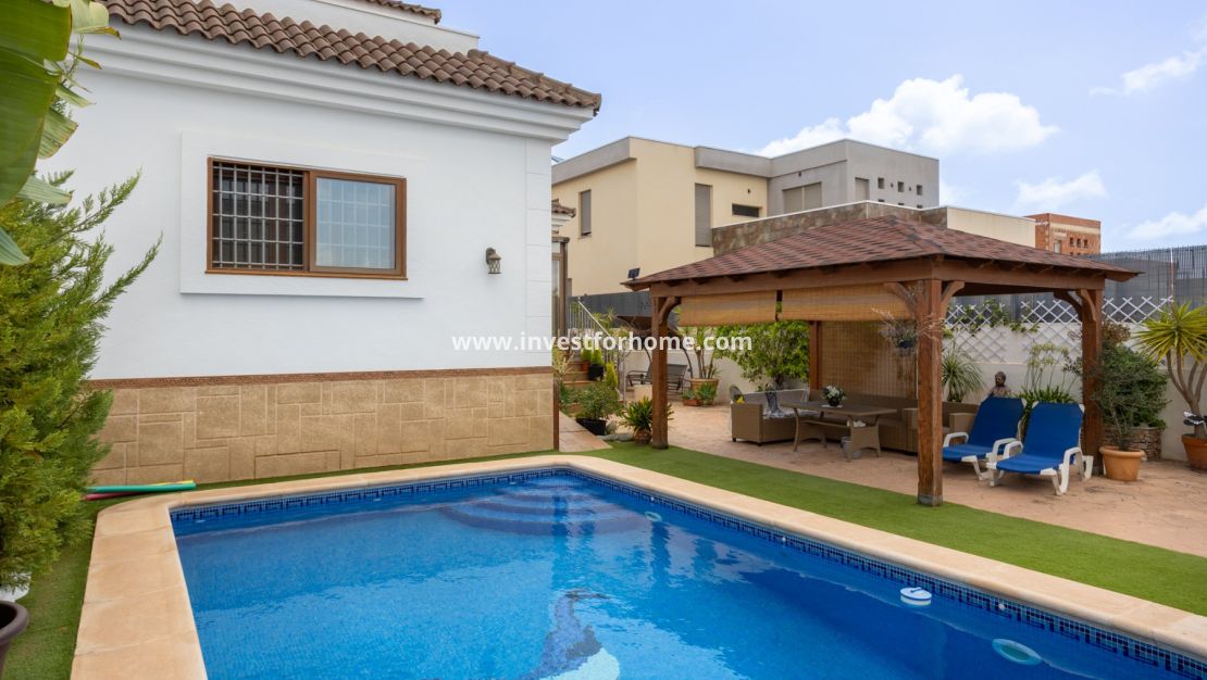 Vente - Villa - Los Montesinos - Costa Blanca