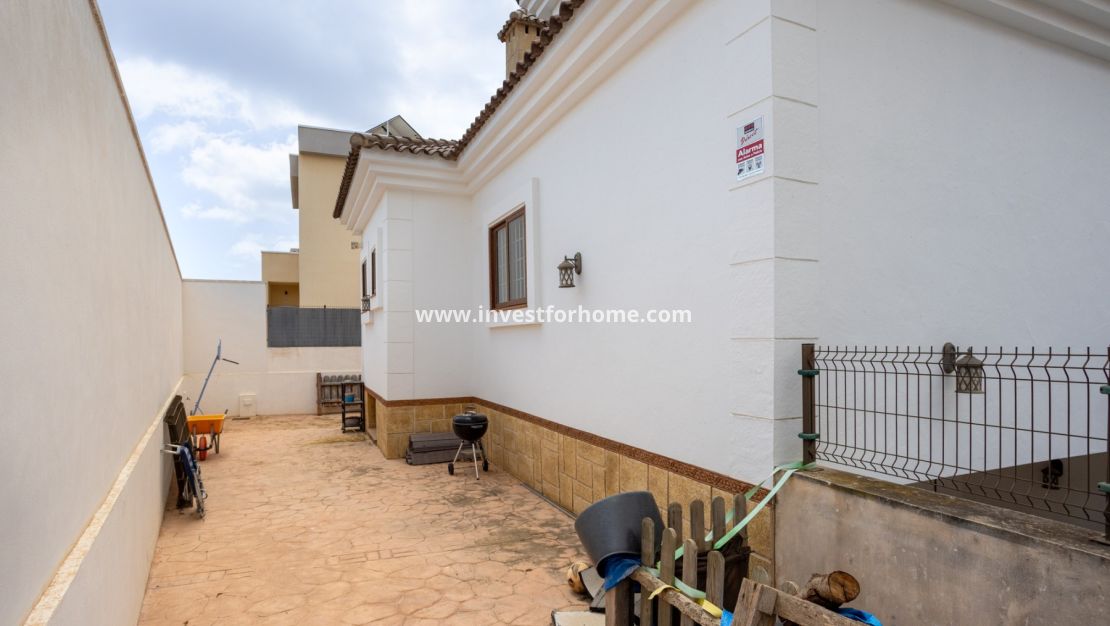 Vente - Villa - Los Montesinos - Costa Blanca