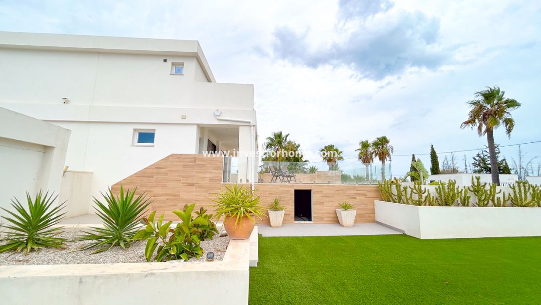 Vente - Villa - Los Montesinos - Costa Blanca