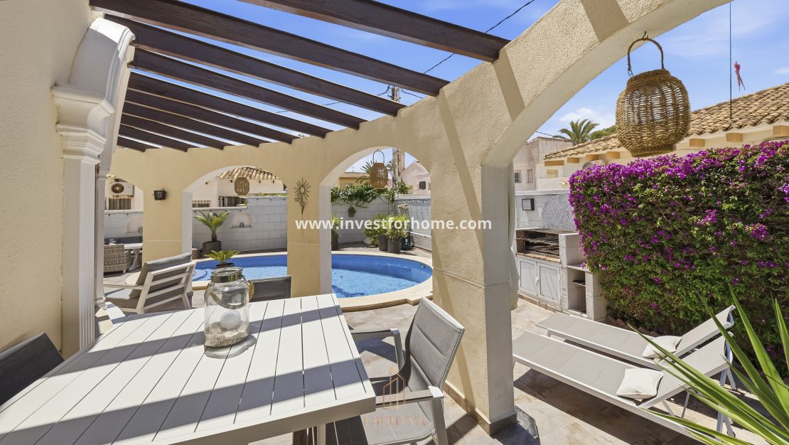 Vente - Villa - Orihuela Costa - Cabo Roig