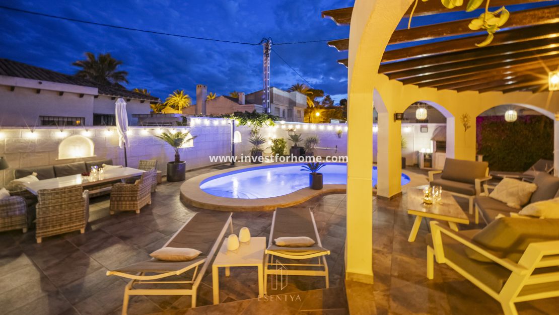 Vente - Villa - Orihuela Costa - Cabo Roig