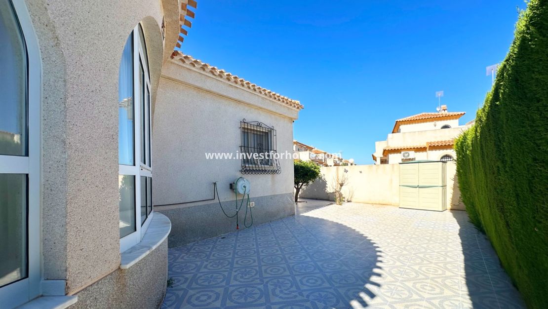 Vente - Villa - Orihuela Costa - Costa Blanca