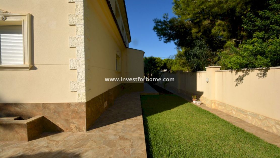 Vente - Villa - Orihuela Costa - Costa Blanca