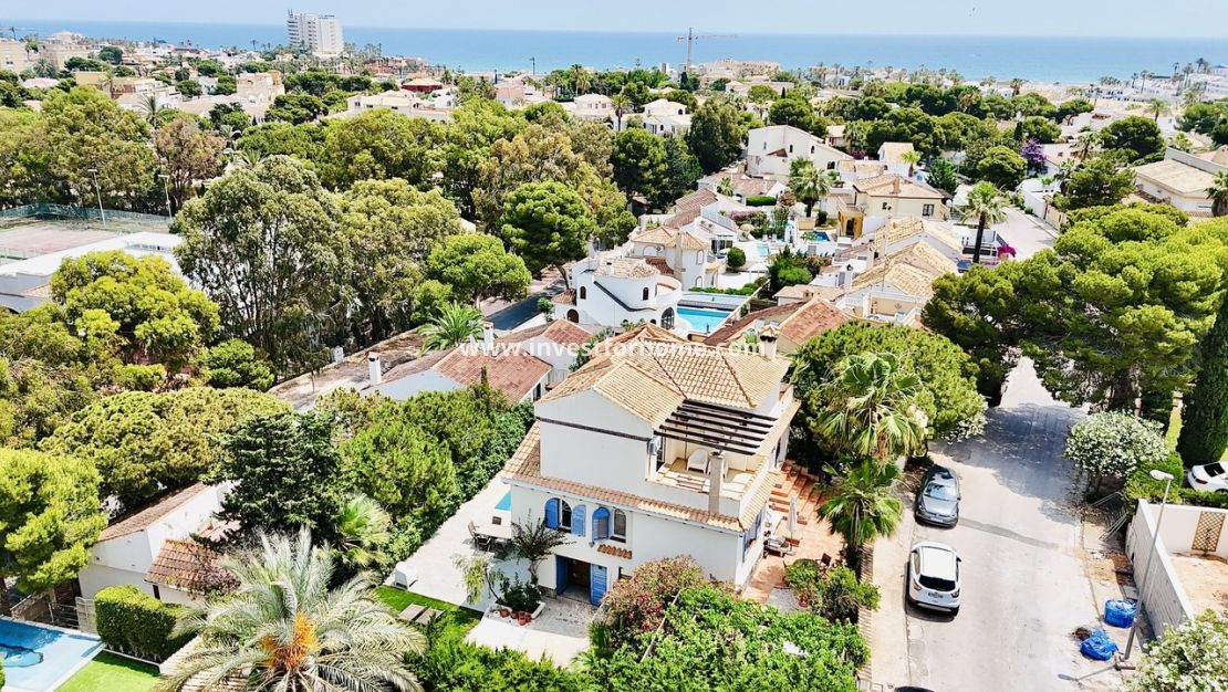 Vente - Villa - Orihuela Costa - Costa Blanca