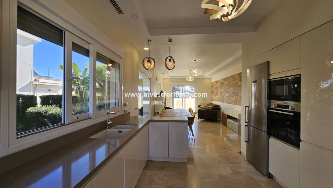 Vente - Villa - Orihuela Costa - Costa Blanca