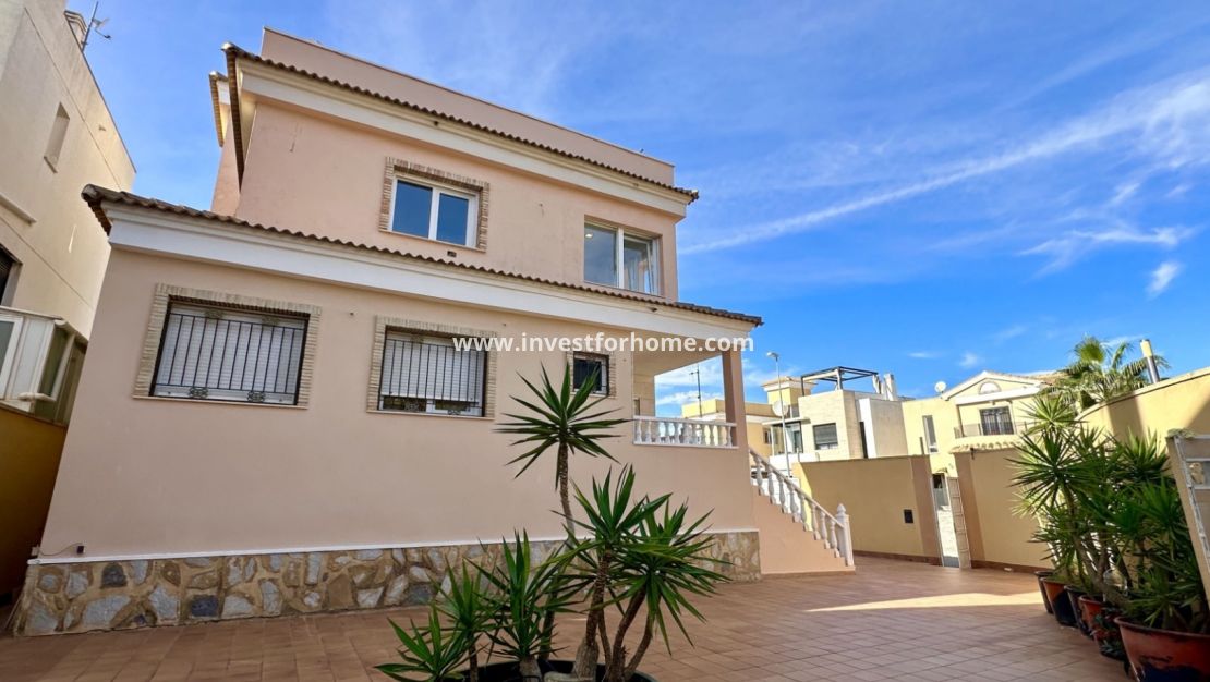 Vente - Villa - Orihuela Costa - Costa Blanca
