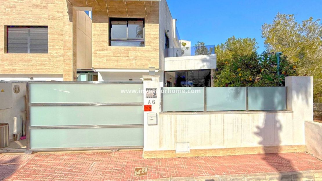 Vente - Villa - Orihuela Costa - Costa Blanca