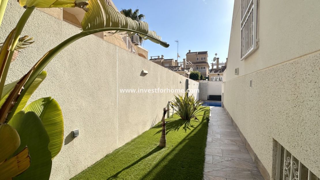 Vente - Villa - Orihuela Costa - Costa Blanca