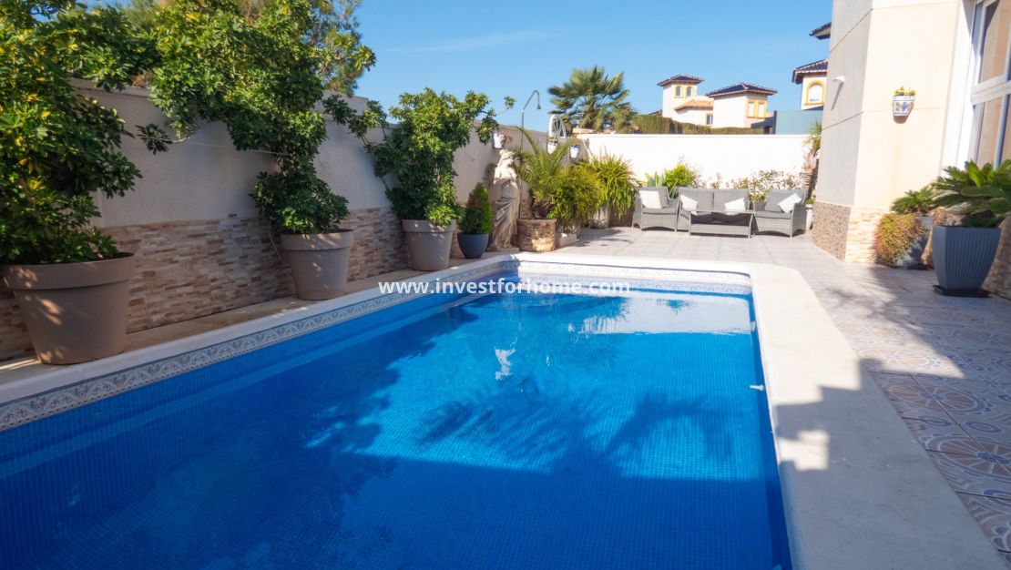 Vente - Villa - Orihuela Costa - Costa Blanca