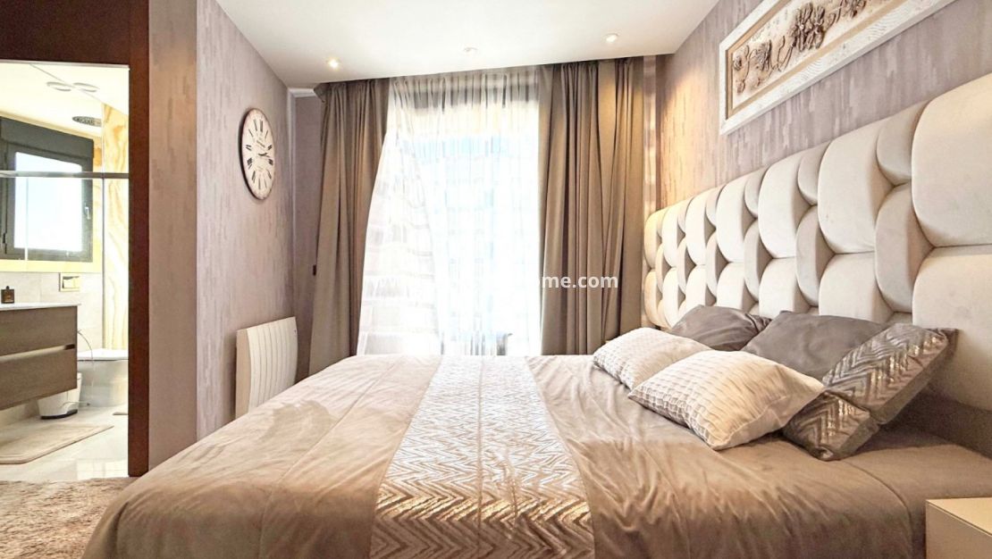 Vente - Villa - Orihuela Costa - Costa Blanca