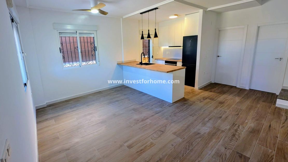Vente - Villa - Orihuela Costa - Costa Blanca