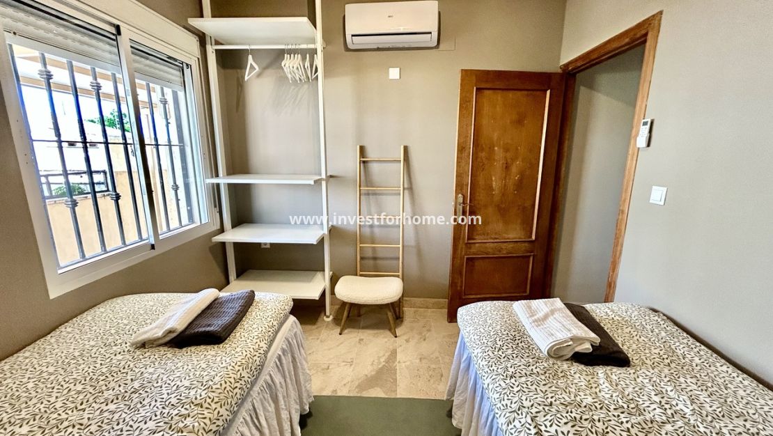 Vente - Villa - Orihuela Costa - Costa Blanca
