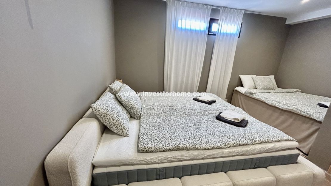 Vente - Villa - Orihuela Costa - Costa Blanca