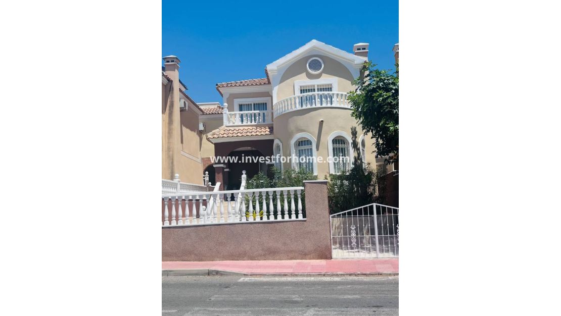 Vente - Villa - Orihuela Costa - Costa Blanca