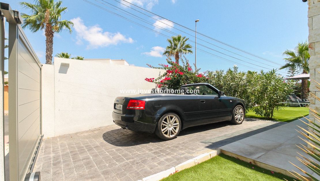 Vente - Villa - Orihuela Costa - Costa Blanca