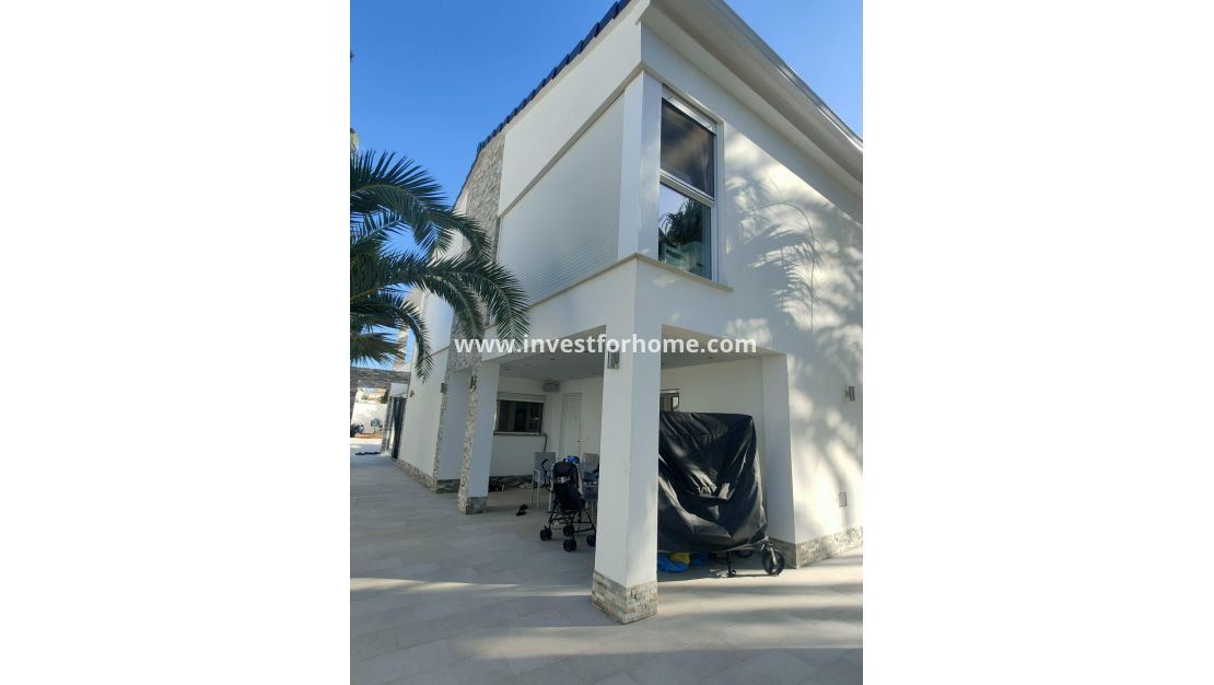 Vente - Villa - Orihuela Costa - La Zenia