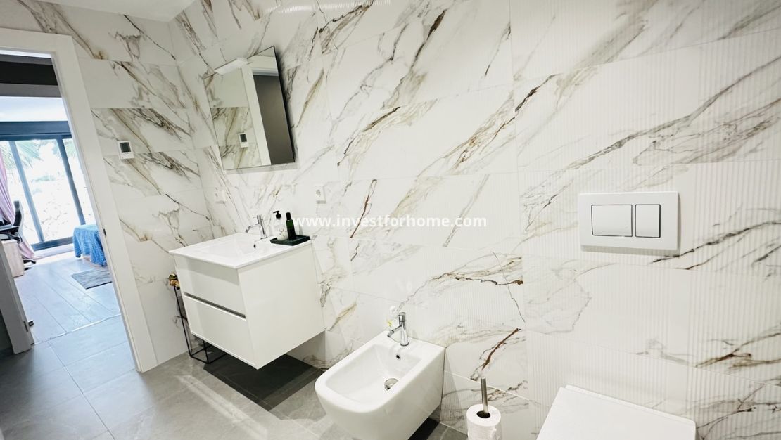 Vente - Villa - Orihuela Costa - Las Colinas Golf