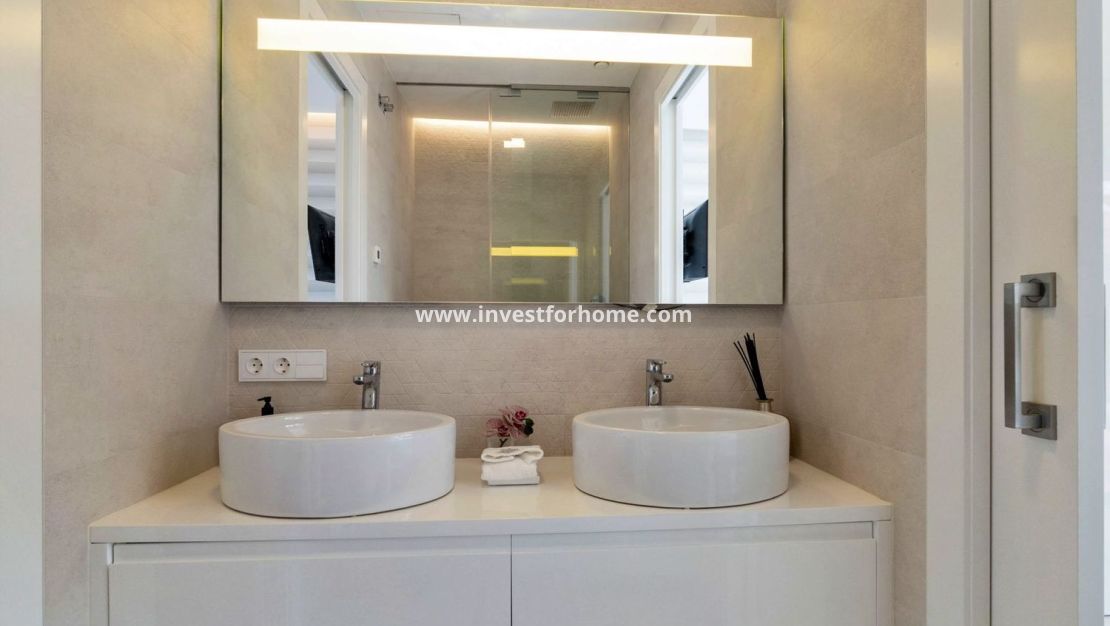 Vente - Villa - Orihuela Costa - Las Colinas Golf