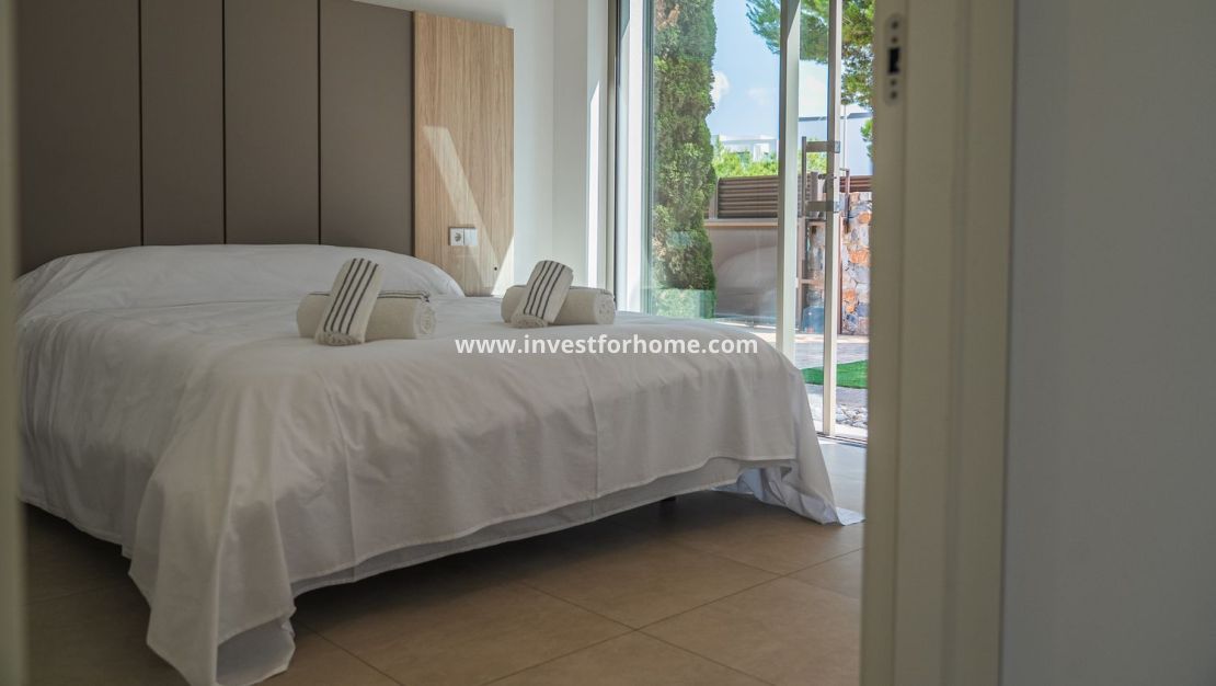 Vente - Villa - Orihuela Costa - Las Colinas Golf