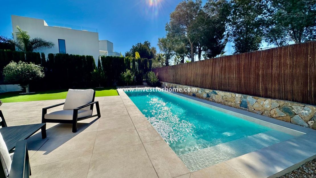 Vente - Villa - Orihuela Costa - Las Colinas Golf