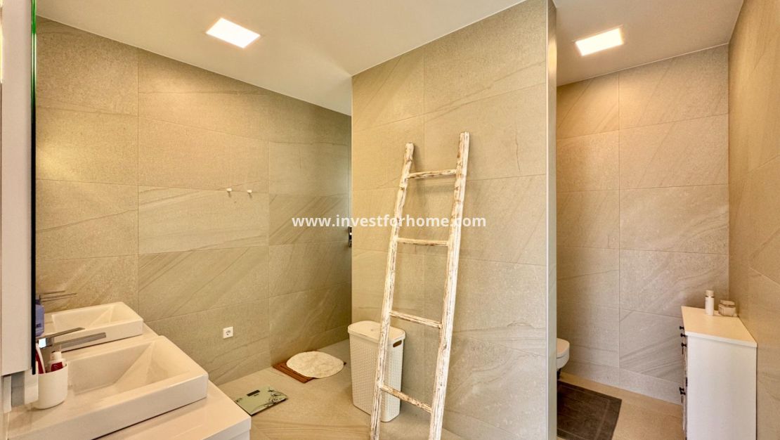Vente - Villa - Orihuela Costa - Las Colinas Golf