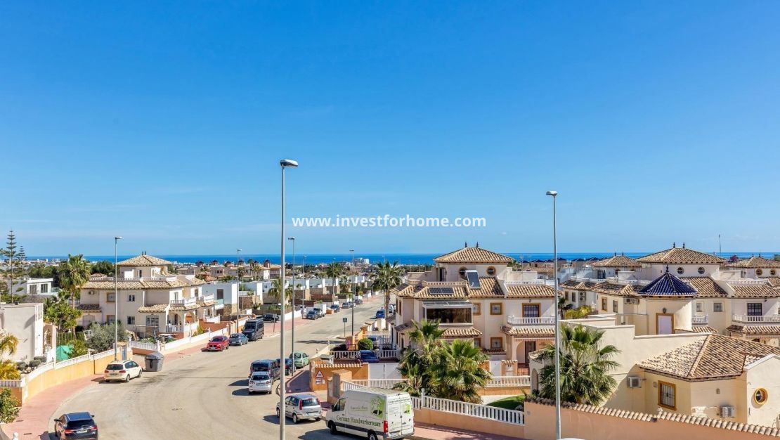 Vente - Villa - Orihuela Costa - Lomas de Cabo Roig