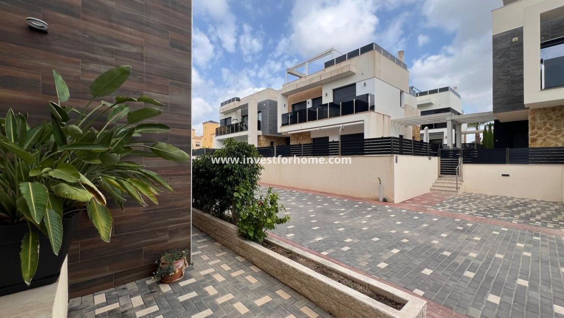 Vente - Villa - Orihuela Costa - Lomas De Cabo Roig