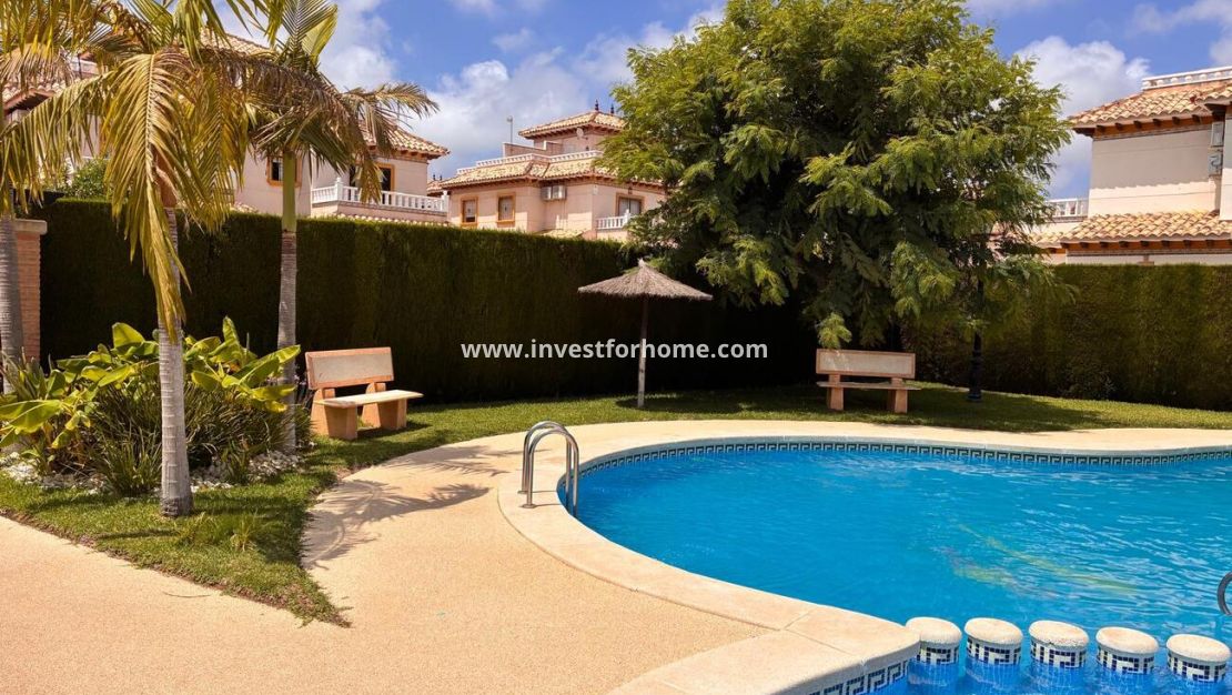 Vente - Villa - Orihuela Costa - Lomas De Cabo Roig
