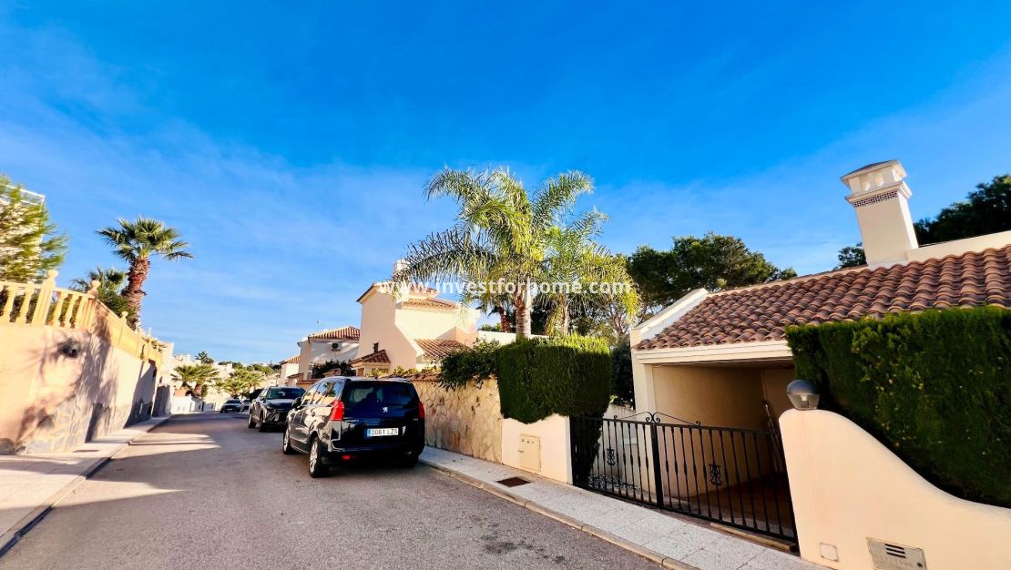 Vente - Villa - Orihuela Costa - Lomas De Campoamor Golf