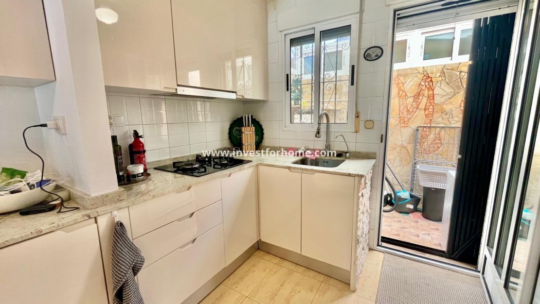 Vente - Villa - Orihuela Costa - Los Almendros-la Florida