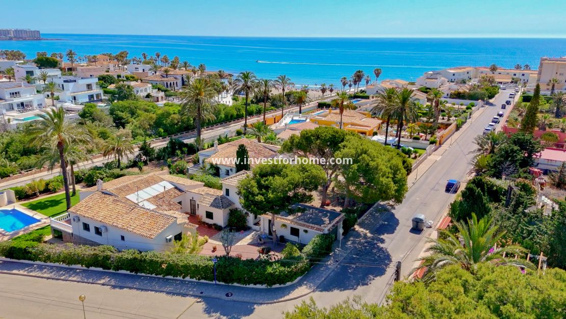 Vente - Villa - Orihuela Costa - Playa Flamenca