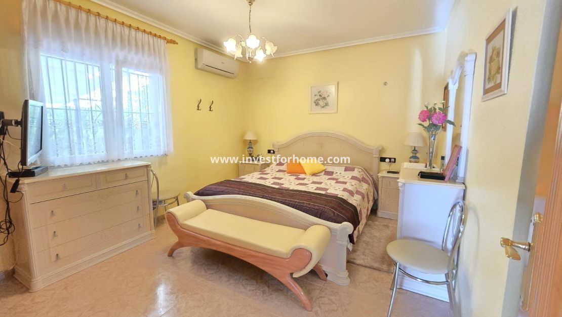 Vente - Villa - Orihuela Costa - Playa Flamenca