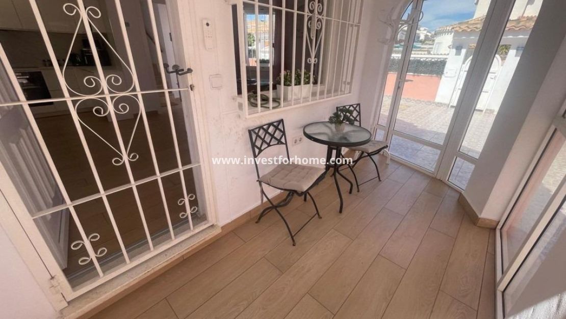 Vente - Villa - Orihuela Costa - Playa Flamenca