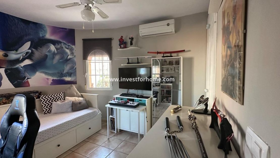 Vente - Villa - Orihuela Costa - Playa Flamenca