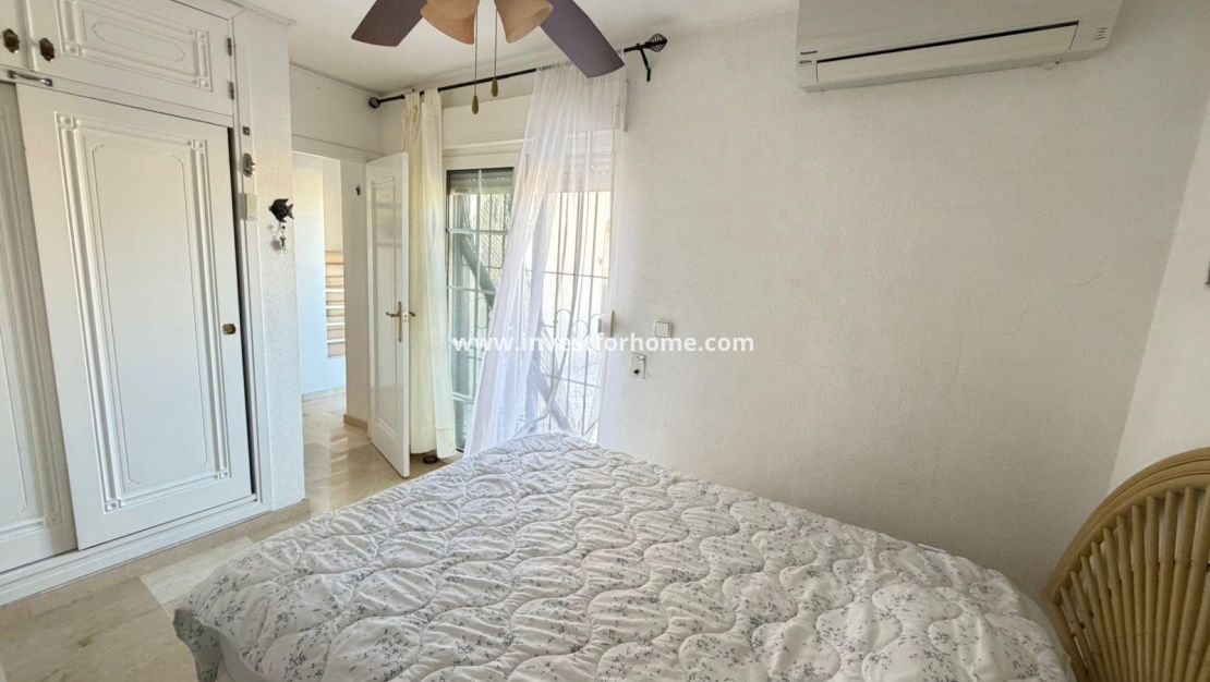 Vente - Villa - Orihuela Costa - Playa Flamenca