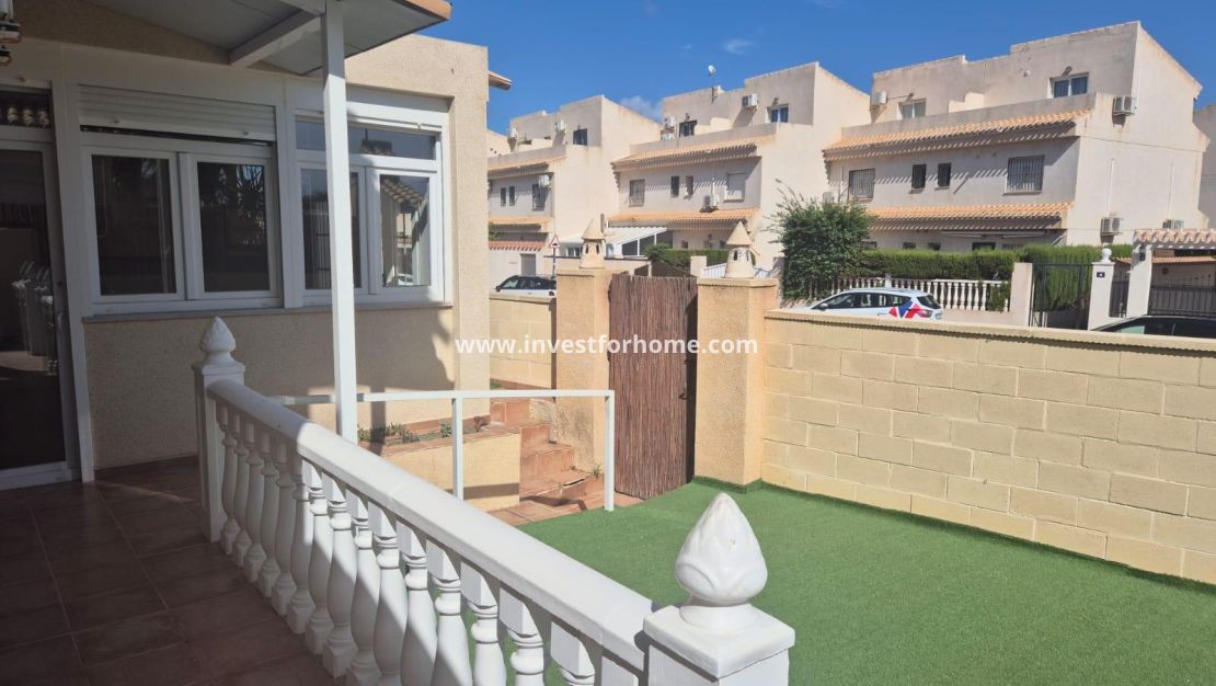 Vente - Villa - Orihuela Costa - Playa Flamenca