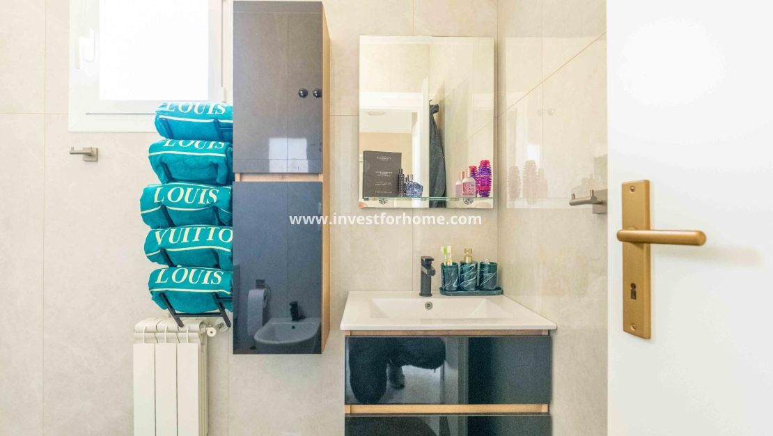 Vente - Villa - Orihuela Costa - Punta Prima