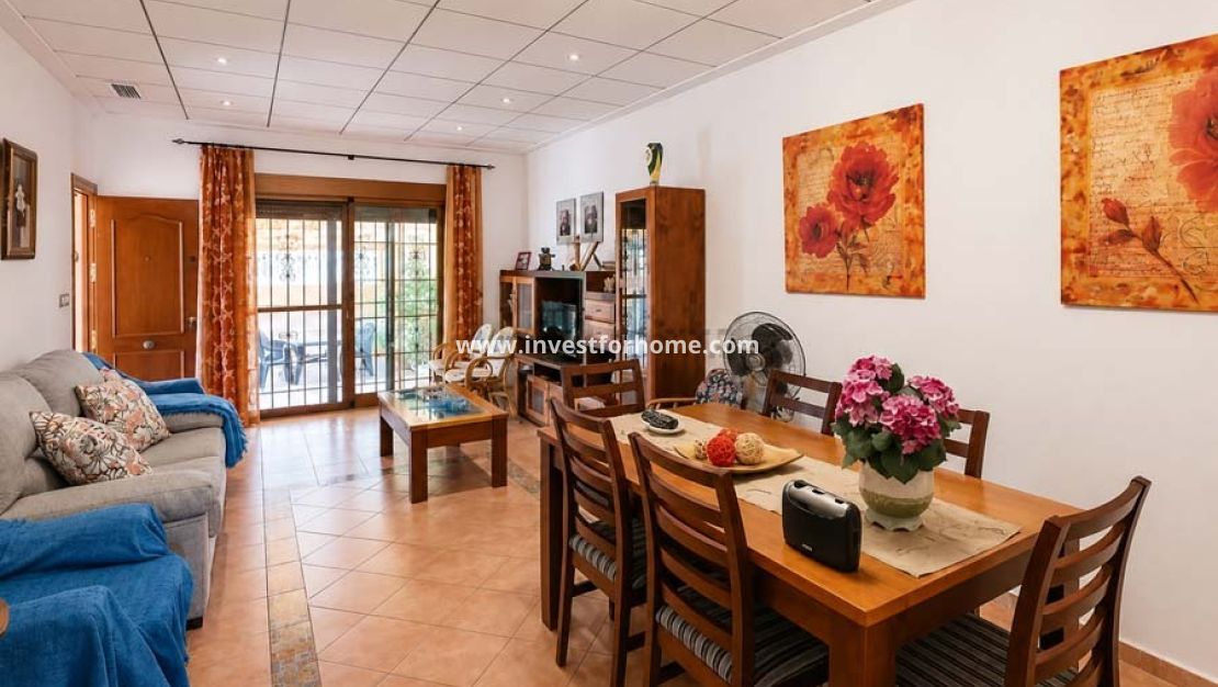 Vente - Villa - Orihuela Costa - Punta Prima