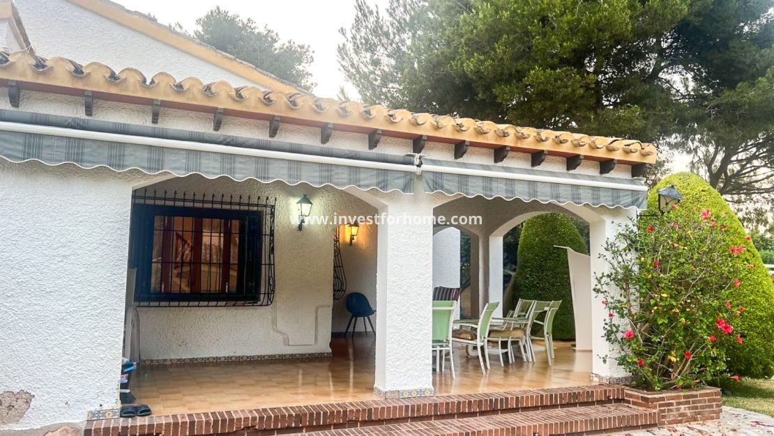 Vente - Villa - Orihuela Costa - Punta Prima