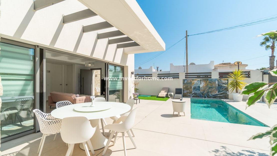 Vente - Villa - Orihuela Costa - Villamartin Golf