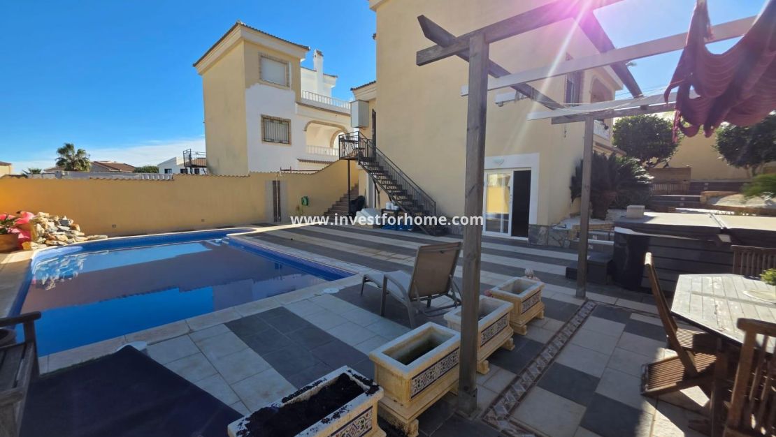 Vente - Villa - Orihuela Costa - Villamartín-las Filipinas