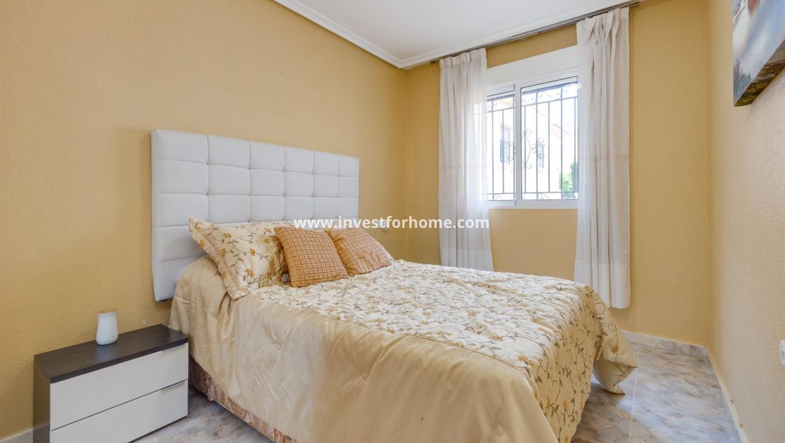 Vente - Villa - Orihuela Costa - Villamartin